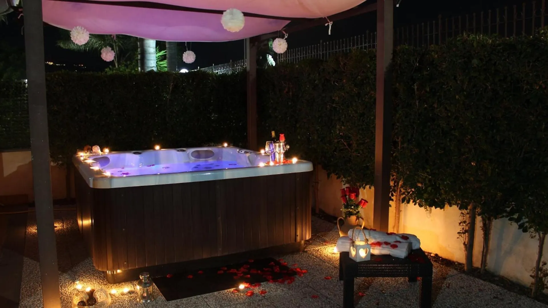 Le Ville Della Contea -Vacation Rentals Mascali Apartmanhotel