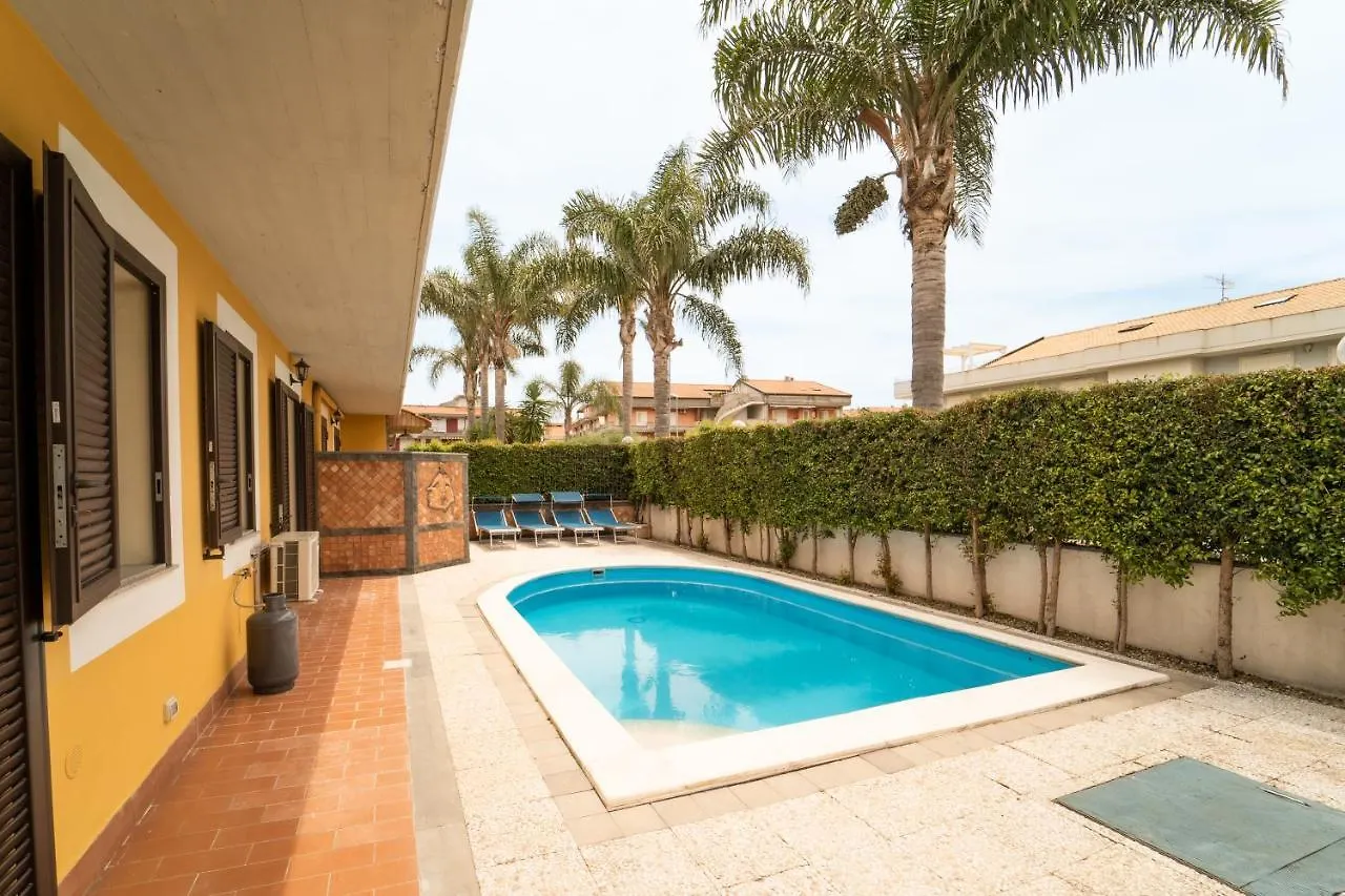 Le Ville Della Contea -Vacation Rentals マスカリ 4*,