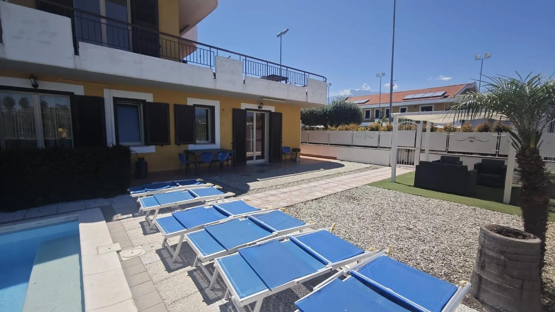 アパートホテル Le Ville Della Contea -Vacation Rentals マスカリ
